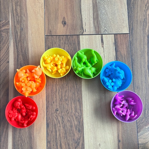 Colorful Dinosaur Sorting Cups for Kids - Picture 2 of 9
